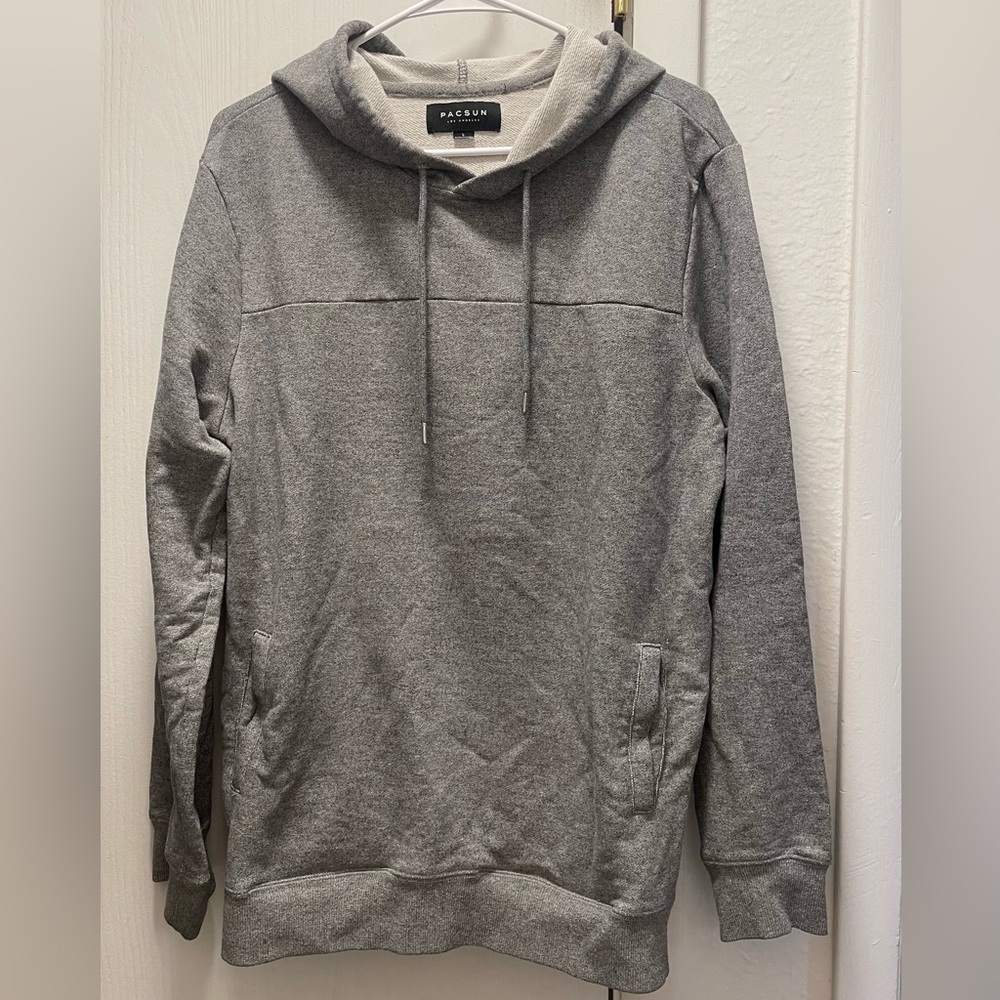 Men’s Gray Silver Pacsun Sweatshirt and hoodie